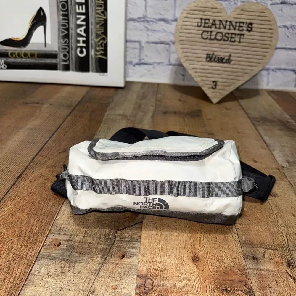 The North Face White Duffle Mini Very Rare Crossbody Has Flaws